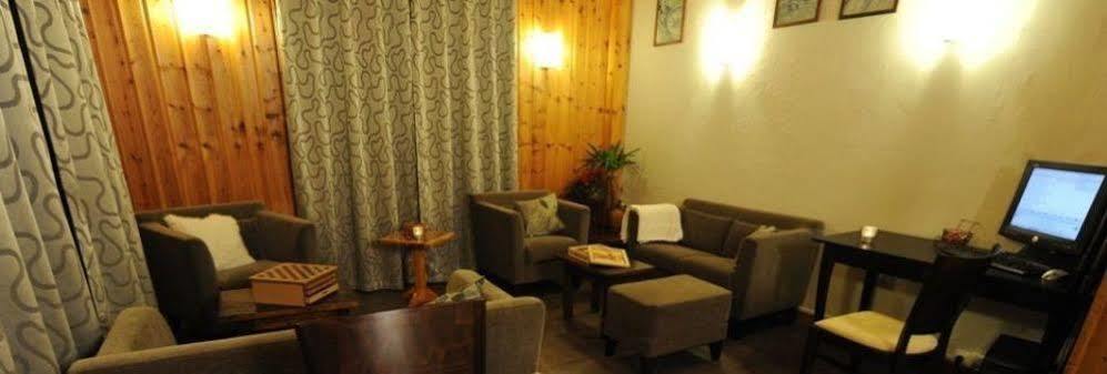 Beausoleil Acomodação com café da manhã  3*